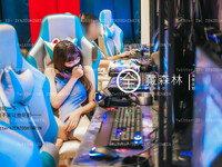 Em gái cosplay đi net để public và cái kết (PIC)