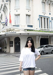 Lột đồ theo yêu cầu nhà không phí