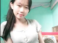 Idol học sinh lớp 11 Nguyễn Thị Khánh Linh 2k9 album ảnh