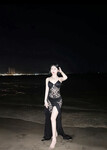 Gái xinh luôn ở quanh ta