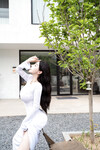 Album: Sự Quyến Rũ Quý Phái Với Chiếc Đầm Trắng Tinh Khiết