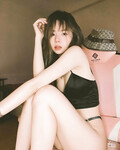 Ngô Ngọc Tường Vy 2K3 (Full clip khoe hàng)
