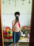Thik mặc quần hay ko mặc ta