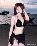 Lột đồ gái xinh