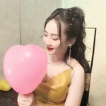 Gái một con xxx