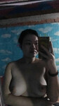 Con đĩ Ngọc Trâm thích khoe vú cho trai xem