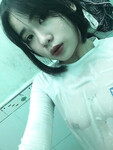 Em gái tập bán thân