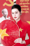 Áo dài đỏ