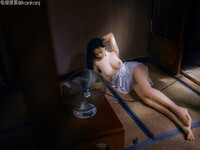 Chụp ảnh nude