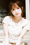 E Khánh Quỳnh dáng loli