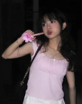 E Khánh Quỳnh dáng loli