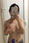 nứng loz lên mạng khoe vú