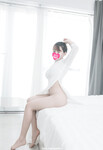 Sinh viên 2K, mặt trắng nõn nà