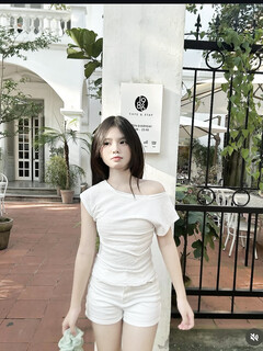 con đĩ bích thuỳ của anh