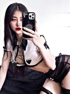 Trương Thúy Quỳnh 1994