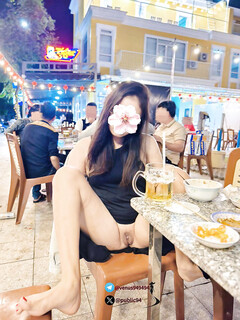 thả rong ngoài quán nhậu